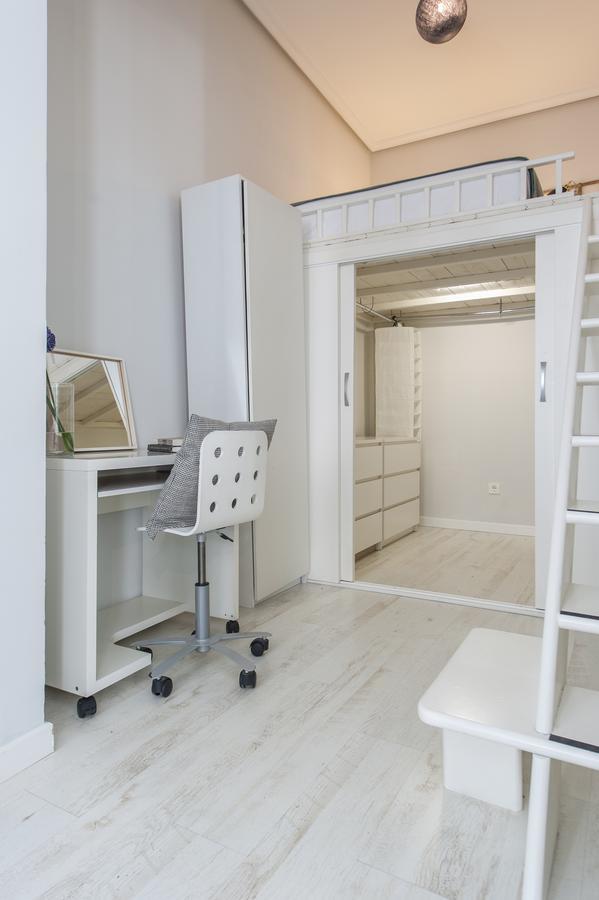 Apartamento Plaza De Cibeles Madrid Exterior foto