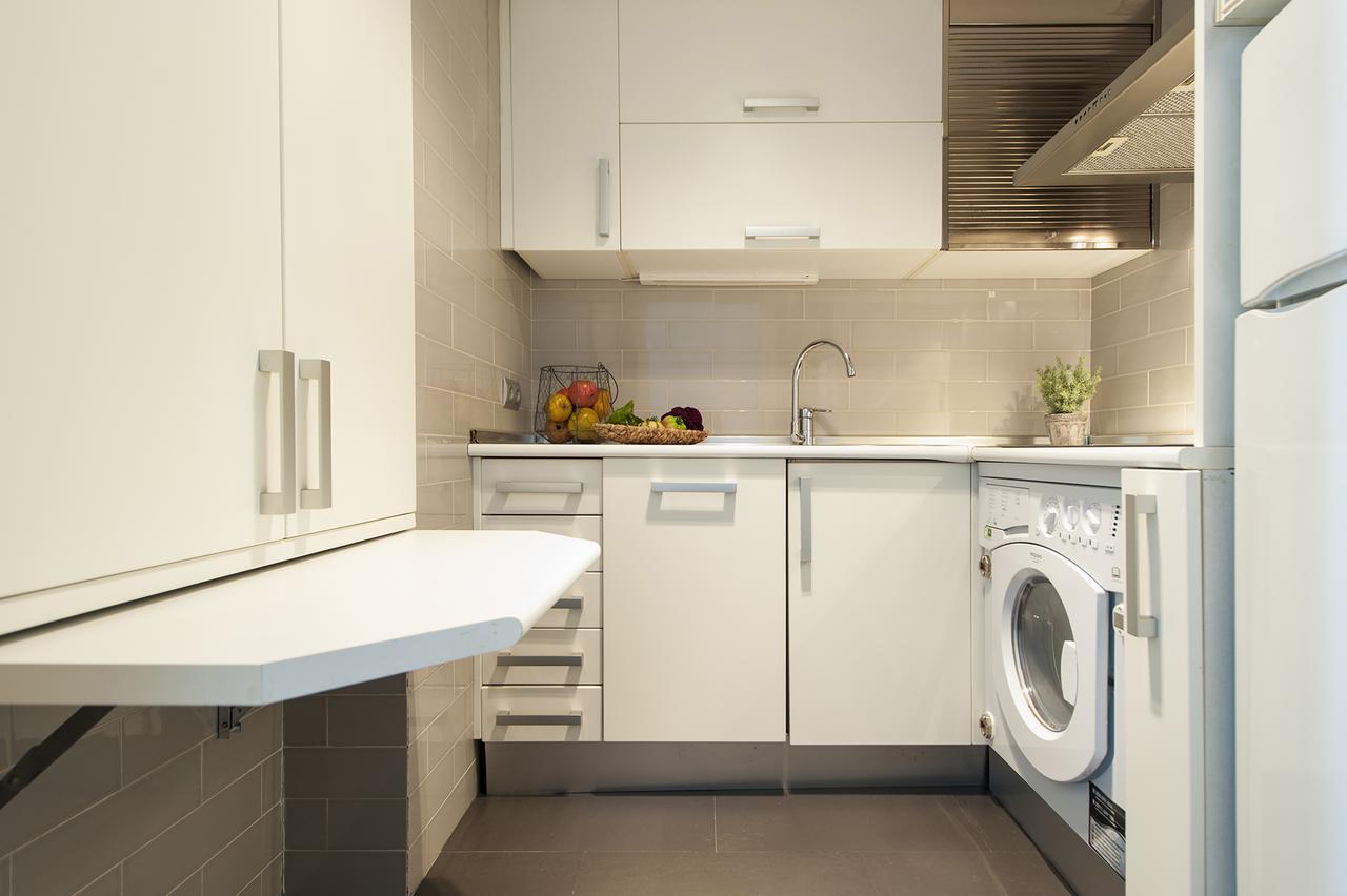 Apartamento Plaza De Cibeles Madrid Exterior foto
